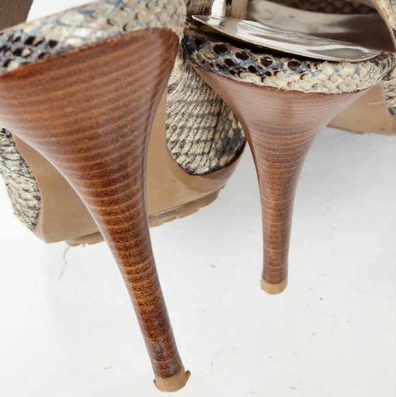Michael Kors Chic Python Pattern Leather Peep Toe Heels Size 8M - Picture 12 of 16